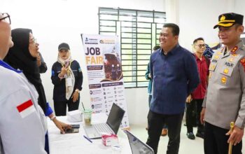 Ronny Kartika Ajak Pencari Kerja Kuasai Skill Digital dan Bahasa Asing