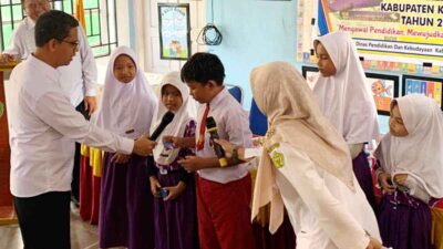 SDN 006 Karimun Curhat Ruang Kelas Bocor, Bupati Langsung Tinjau Kondisi Sekolah
