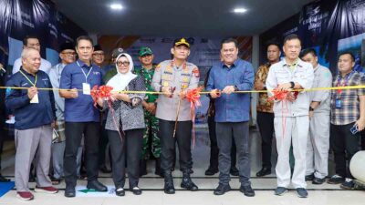 Sekretaris Daerah Kabupaten Bintan, Ronny Kartika, mewakili Bupati Bintan Roby Kurniawan, dan Tamu Undangan membuka Job Fair Bintan 2026