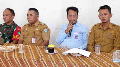 Ketua DPC HNSI Anambas Agustar menyampaikan sambutan pada pembentukan Anak Ranting HNSI Siantan Utara.
