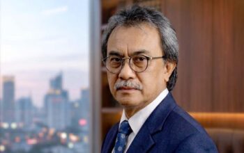 Advokat Ampuan Situmeang menyampaikan pandangan mengenai skema cicilan pesangon dari perspektif hukum ketenagakerjaan.