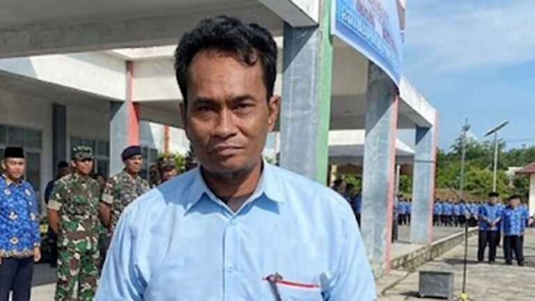 Ketua HNSI Kabupaten Kepulauan Anambas mengajak anak nelayan bangga terhadap profesi orang tua dan terus mengejar cita-cita.