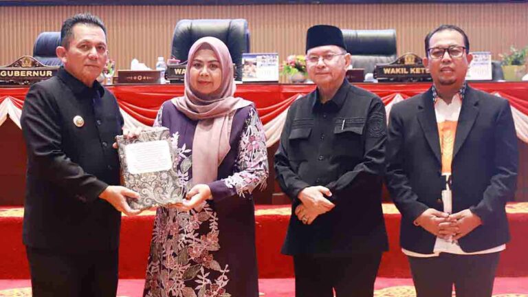 Gubernur Kepri Ansar Ahmad menyampaikan Rancangan KUA dan PPAS APBD Tahun Anggaran 2027 dalam Rapat Paripurna DPRD Kepri.
