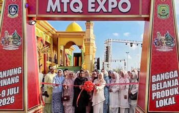 Dewi Kumalasari membuka Bazar MTQ XII Kepri 2026 di Tanjungpinang.