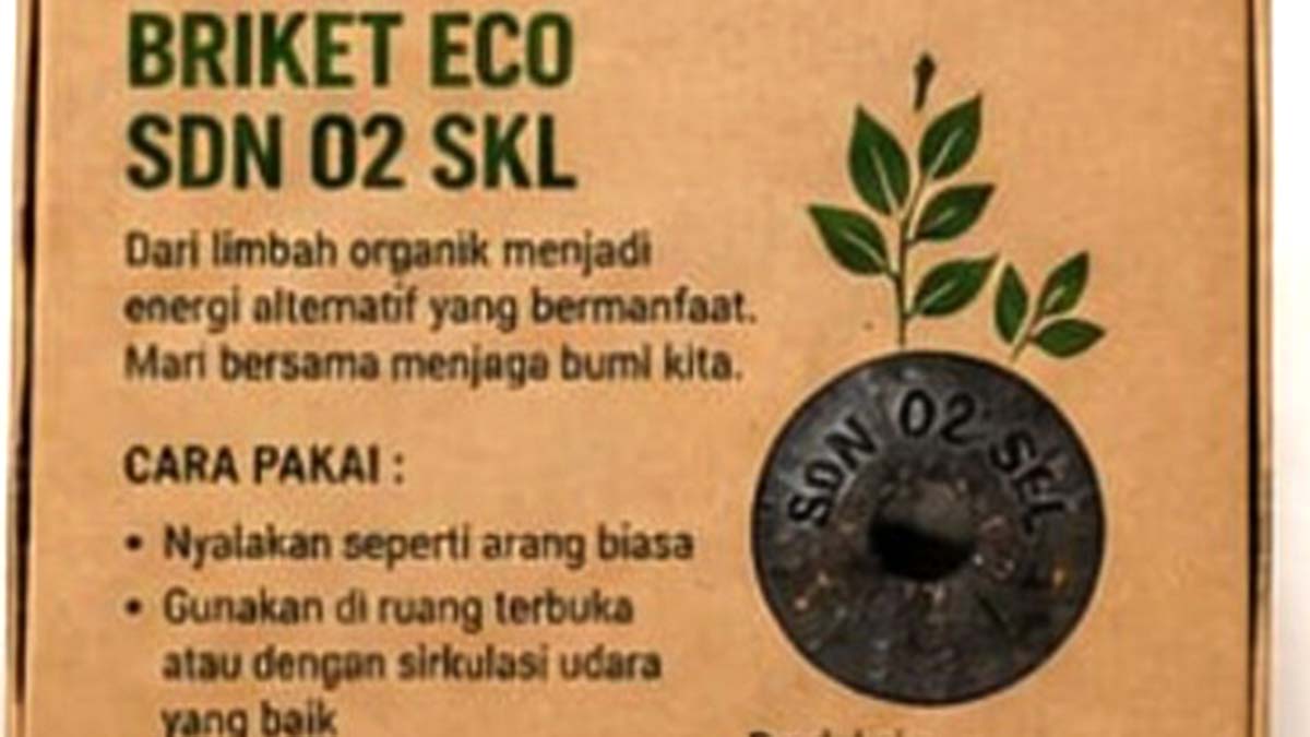 Briket BRIKOLA hasil olahan limbah kelapa di SDN 002 Seri Kuala Lobam.