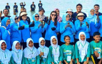 Deklarasi Laut SEBASAH memperkuat komitmen menjaga laut bebas sampah di Kepulauan Riau.