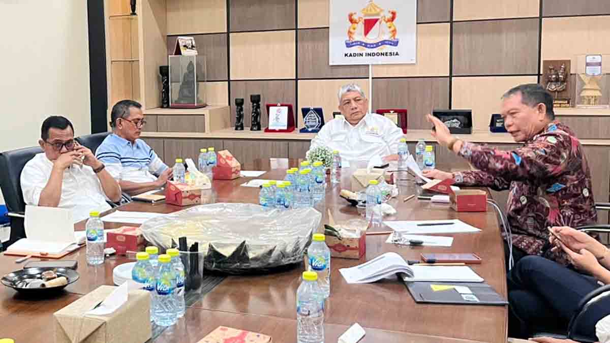 Edi Surbakti menyampaikan komitmen Kadin mengawal kemajuan pariwisata Kepri di Batam.