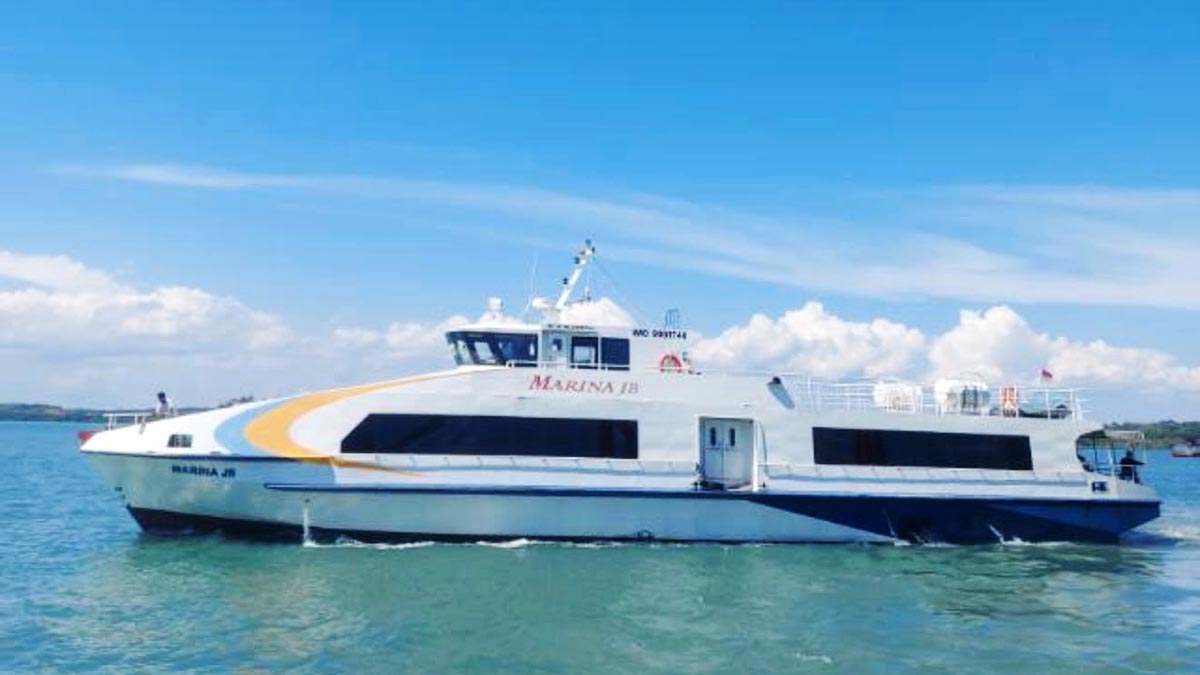 Kapal Marina Ferry melayani rute Johor Bahru–Tanjungpinang dengan jadwal pelayaran yang diperbarui.