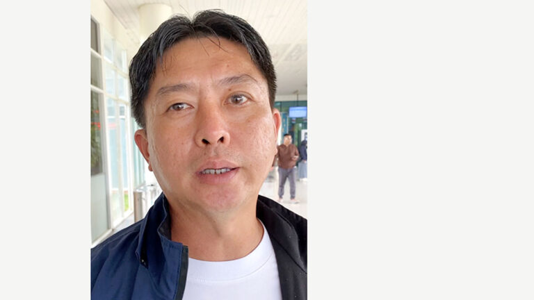 Ketua DPD Partai NasDem Kabupaten Bintan Mirwan memberikan keterangan sebelum mengikuti Bimtek Laga Perubahan 2.0 di Jakarta.