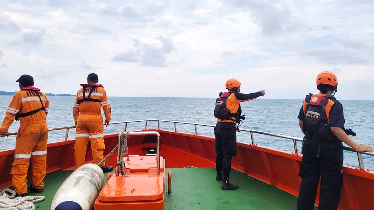 Penumpang KMP Bahtera Nusantara 03 Diduga Terjatuh di Perairan Lobam-Numbing