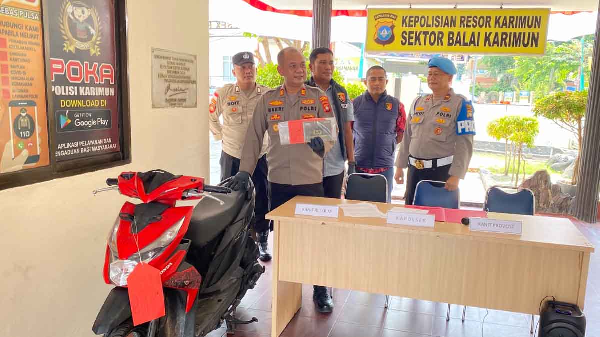 Kapolsek Balai Karimun mengungkap kasus curanmor di wilayah Lubuk Semut.