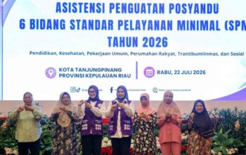 Kegiatan Asistensi Penguatan Posyandu Enam Bidang SPM di Tanjungpinang membahas perluasan layanan Posyandu.
