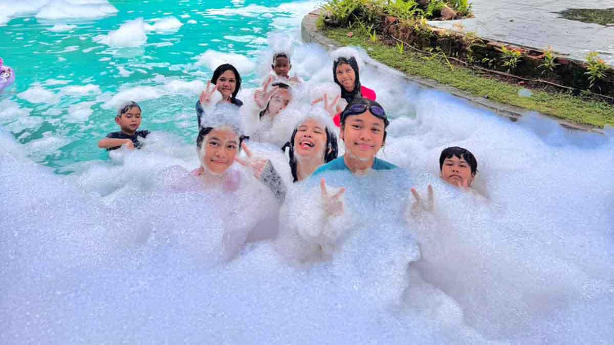 Program Tropical Escape Nongsa Resorts menawarkan paket menginap di Batam.
